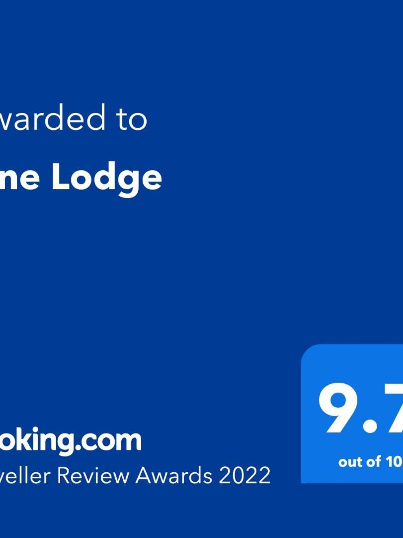 Pine Lodge Gorebridge Exterior foto